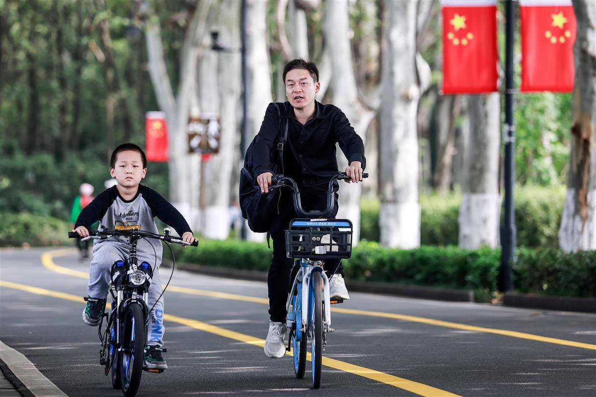 奔驰宝马游戏机